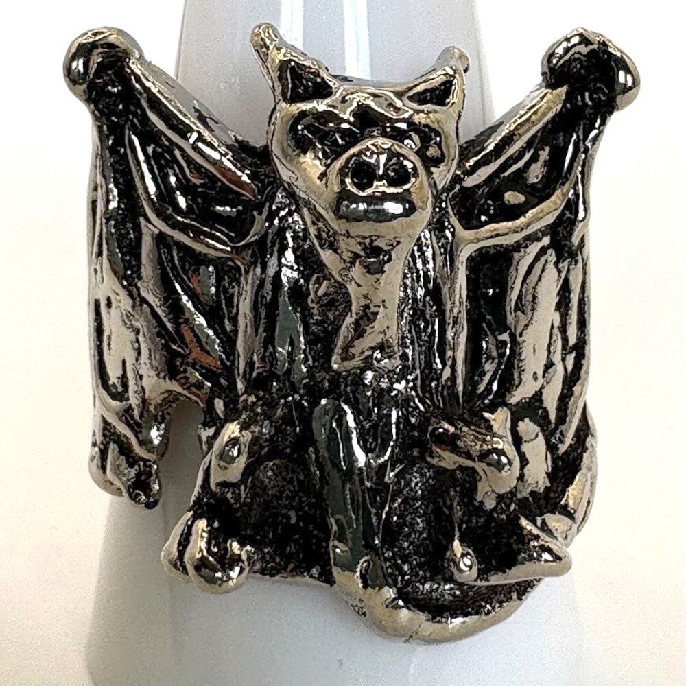 Gargoyle Ring Silver Tone Gothic Winged Demon Fantasy Statement Ring Size 11